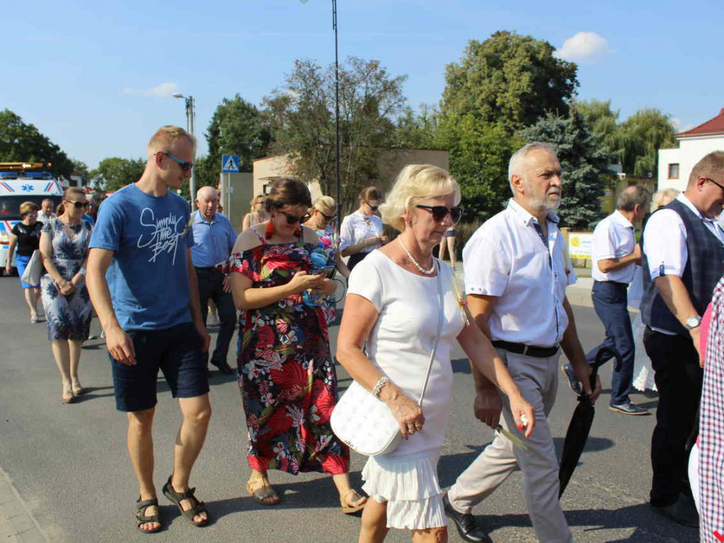 Rolnicy i działacze odznaczeni podczas święta plonów. Dożynki powiatowe w skwarze