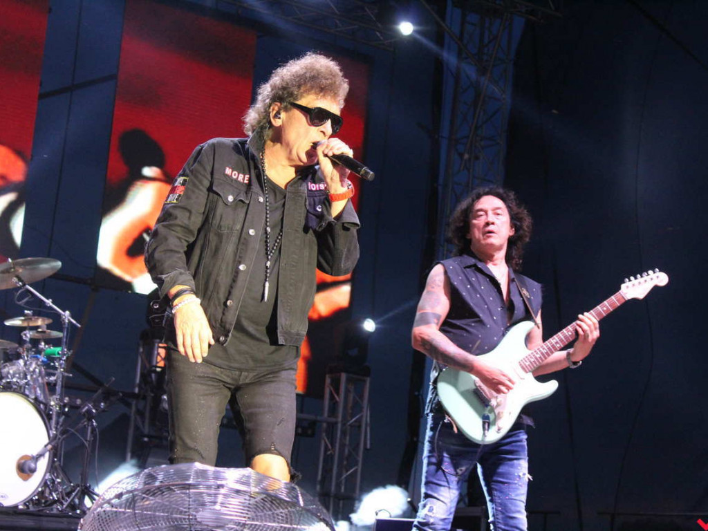 Solidna dawka rocka na stadionie miejskim w Nekli. Lady Pank nadal w świetnej formie