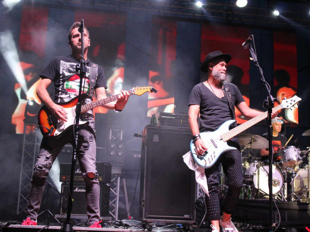 Solidna dawka rocka na stadionie miejskim w Nekli. Lady Pank nadal w świetnej formie