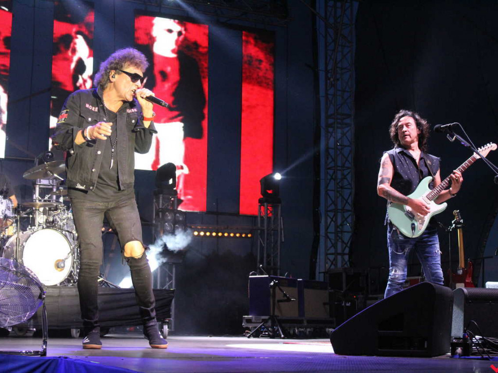 Solidna dawka rocka na stadionie miejskim w Nekli. Lady Pank nadal w świetnej formie