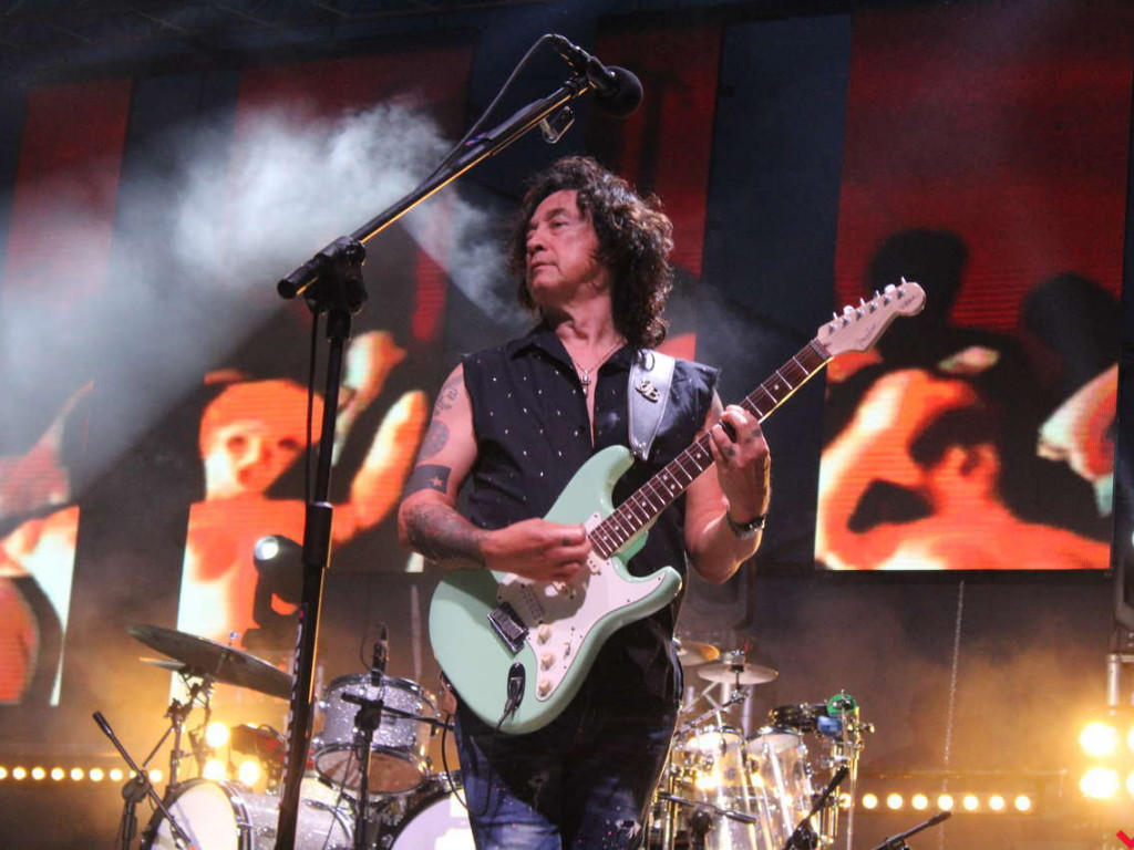 Solidna dawka rocka na stadionie miejskim w Nekli. Lady Pank nadal w świetnej formie