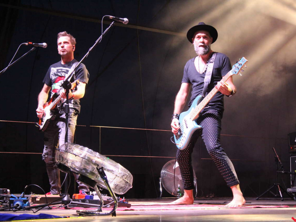 Solidna dawka rocka na stadionie miejskim w Nekli. Lady Pank nadal w świetnej formie