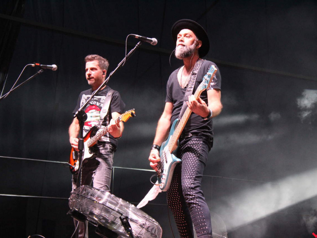 Solidna dawka rocka na stadionie miejskim w Nekli. Lady Pank nadal w świetnej formie