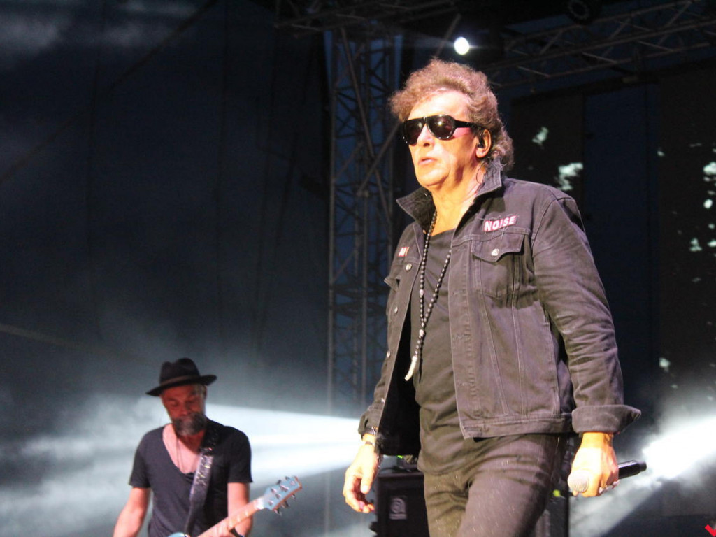 Solidna dawka rocka na stadionie miejskim w Nekli. Lady Pank nadal w świetnej formie