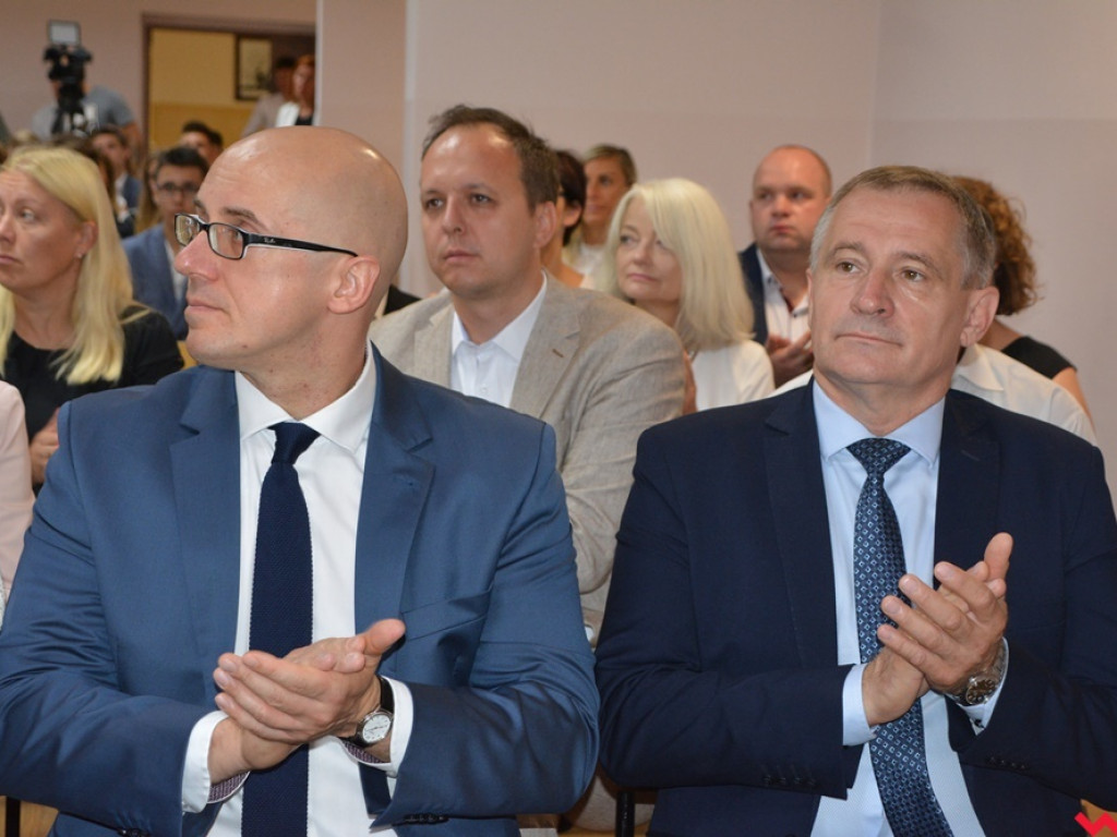 Pierwszy dzwonek po wakacjach. Tak wyglądała powiatowa inauguracja roku szkolnego