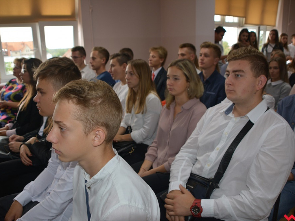 Pierwszy dzwonek po wakacjach. Tak wyglądała powiatowa inauguracja roku szkolnego