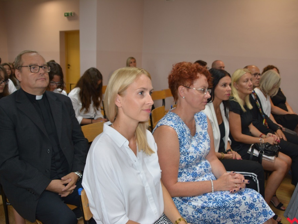 Pierwszy dzwonek po wakacjach. Tak wyglądała powiatowa inauguracja roku szkolnego