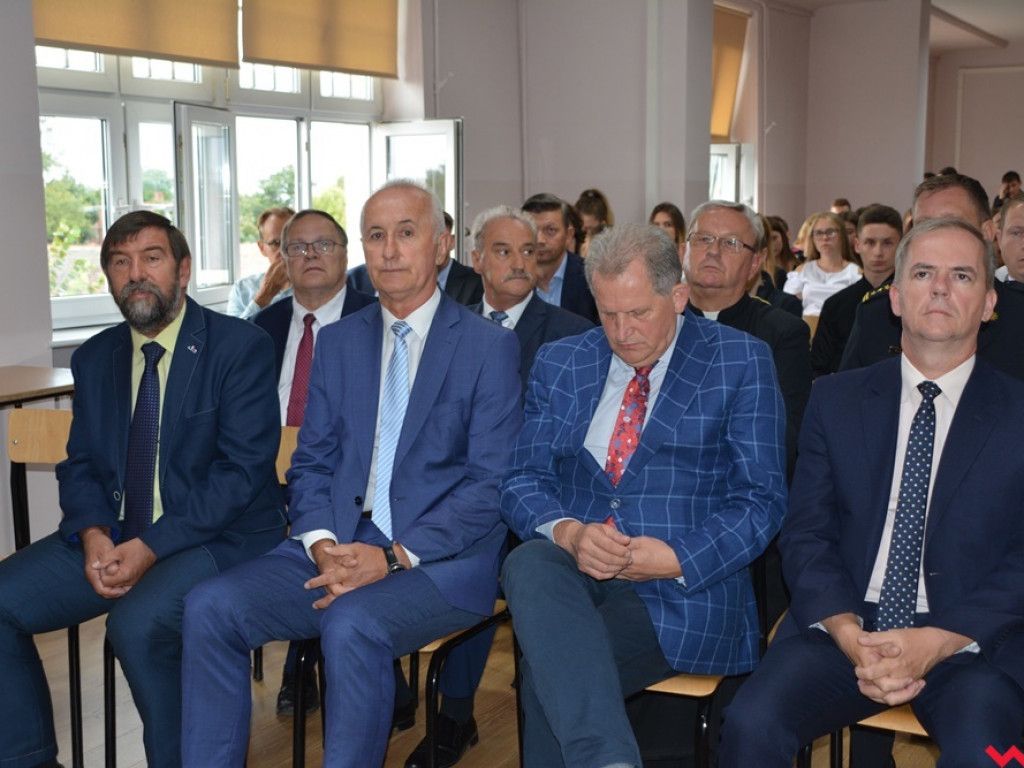 Pierwszy dzwonek po wakacjach. Tak wyglądała powiatowa inauguracja roku szkolnego