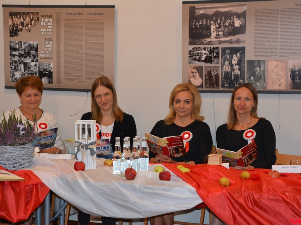 Przypomnieli twórczość Prusa, Sienkiewicza i Konopnickiej. Narodowe Czytanie we Wrześni