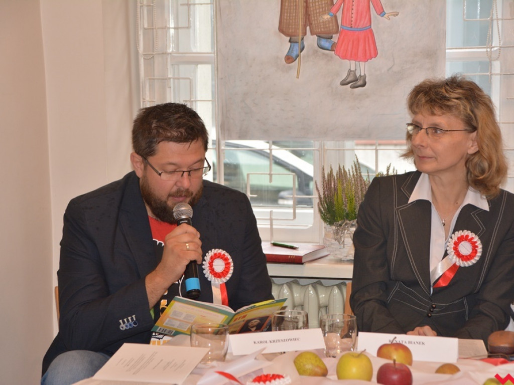 Przypomnieli twórczość Prusa, Sienkiewicza i Konopnickiej. Narodowe Czytanie we Wrześni