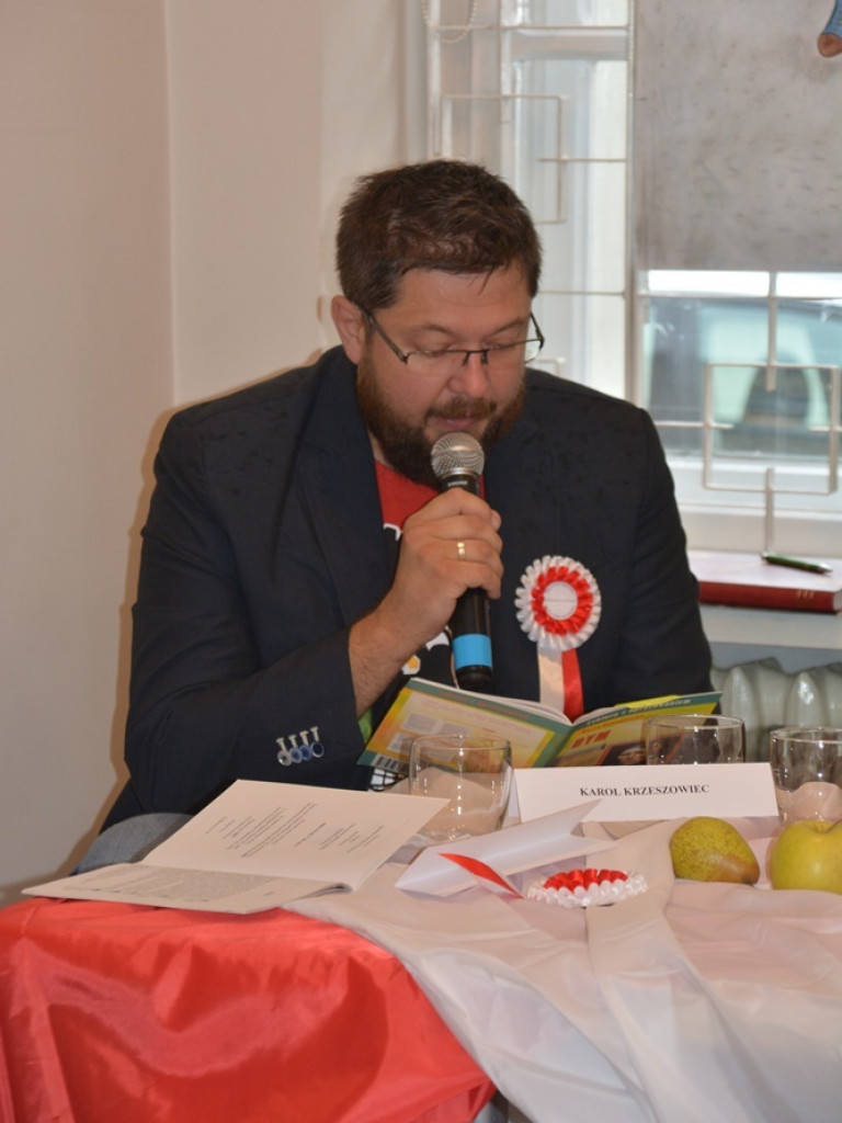 Przypomnieli twórczość Prusa, Sienkiewicza i Konopnickiej. Narodowe Czytanie we Wrześni