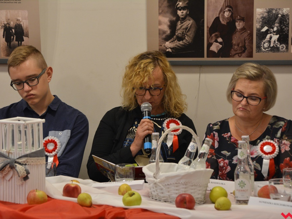 Przypomnieli twórczość Prusa, Sienkiewicza i Konopnickiej. Narodowe Czytanie we Wrześni