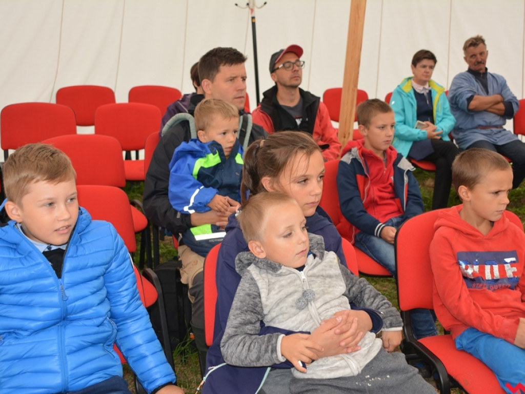 Od splotu tkaniny do splotu wydarzeń. Europejski Dzień Dziedzictwa w Grzybowie