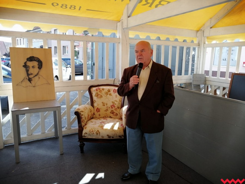 Fragmenty polskich nowel odczytywano na miłosławskim rynku