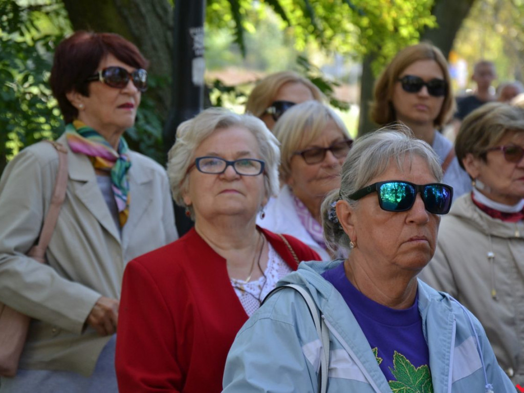 W obronie wiary i wartości. Setki osób w akcji Września pod Krzyżem