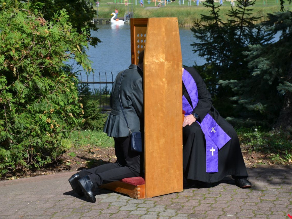 W obronie wiary i wartości. Setki osób w akcji Września pod Krzyżem