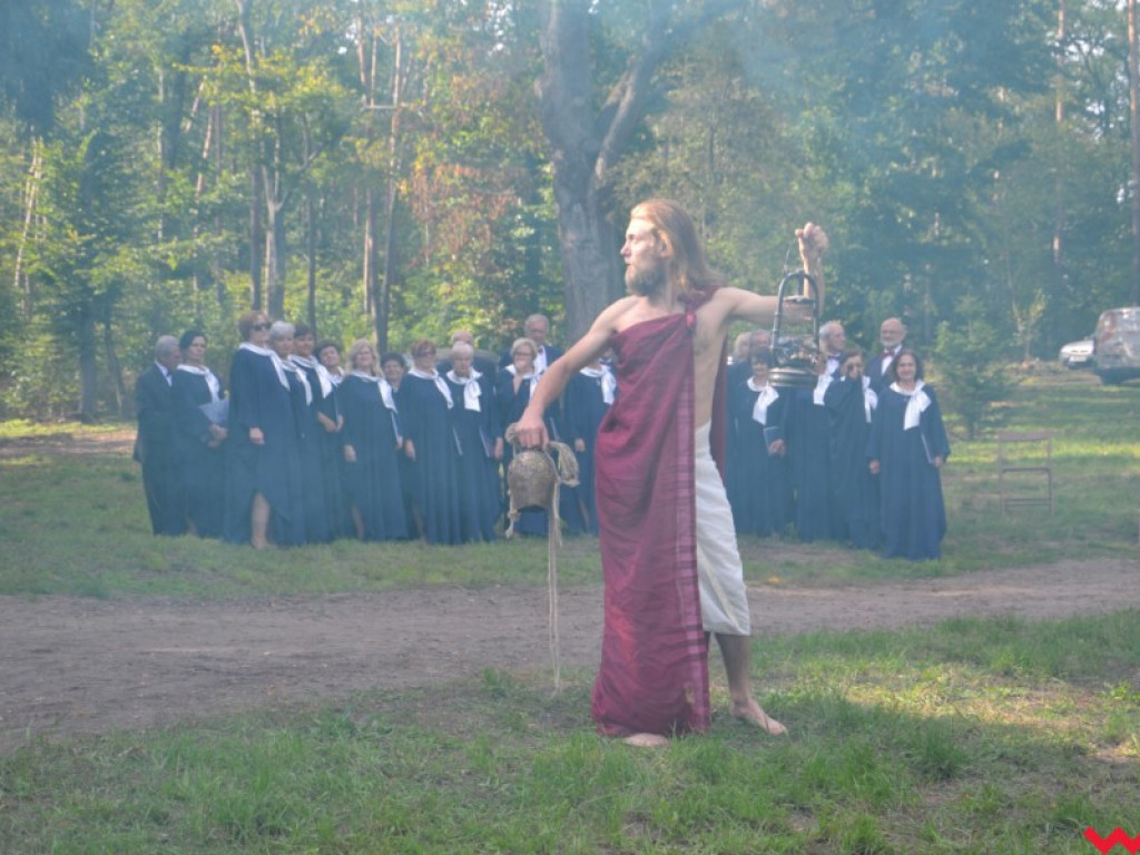 Ponownie odsłonięto pomnik Słowackiego. Krótko potem burmistrz zadziwił mieszkańców