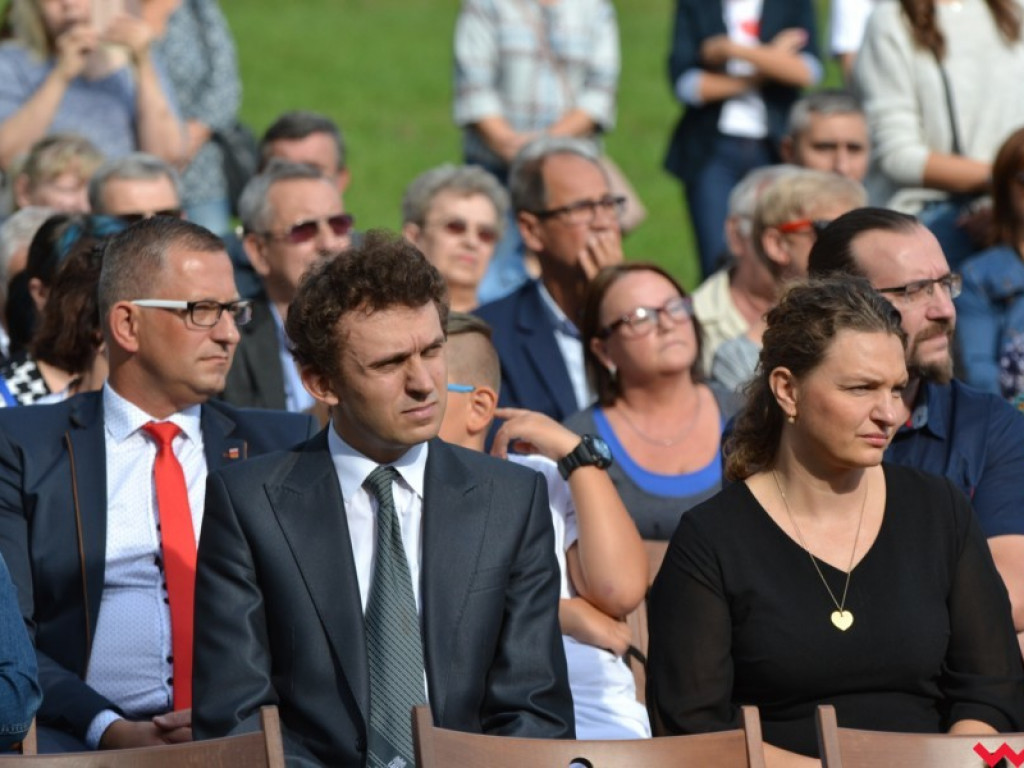 Ponownie odsłonięto pomnik Słowackiego. Krótko potem burmistrz zadziwił mieszkańców