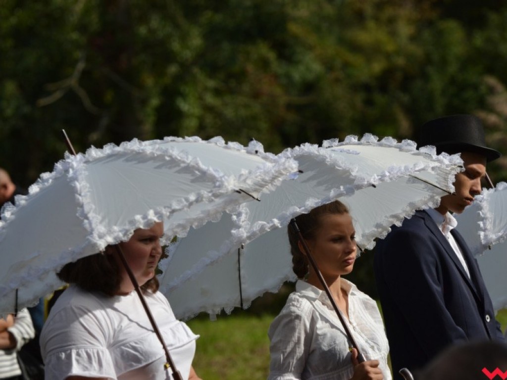 Ponownie odsłonięto pomnik Słowackiego. Krótko potem burmistrz zadziwił mieszkańców
