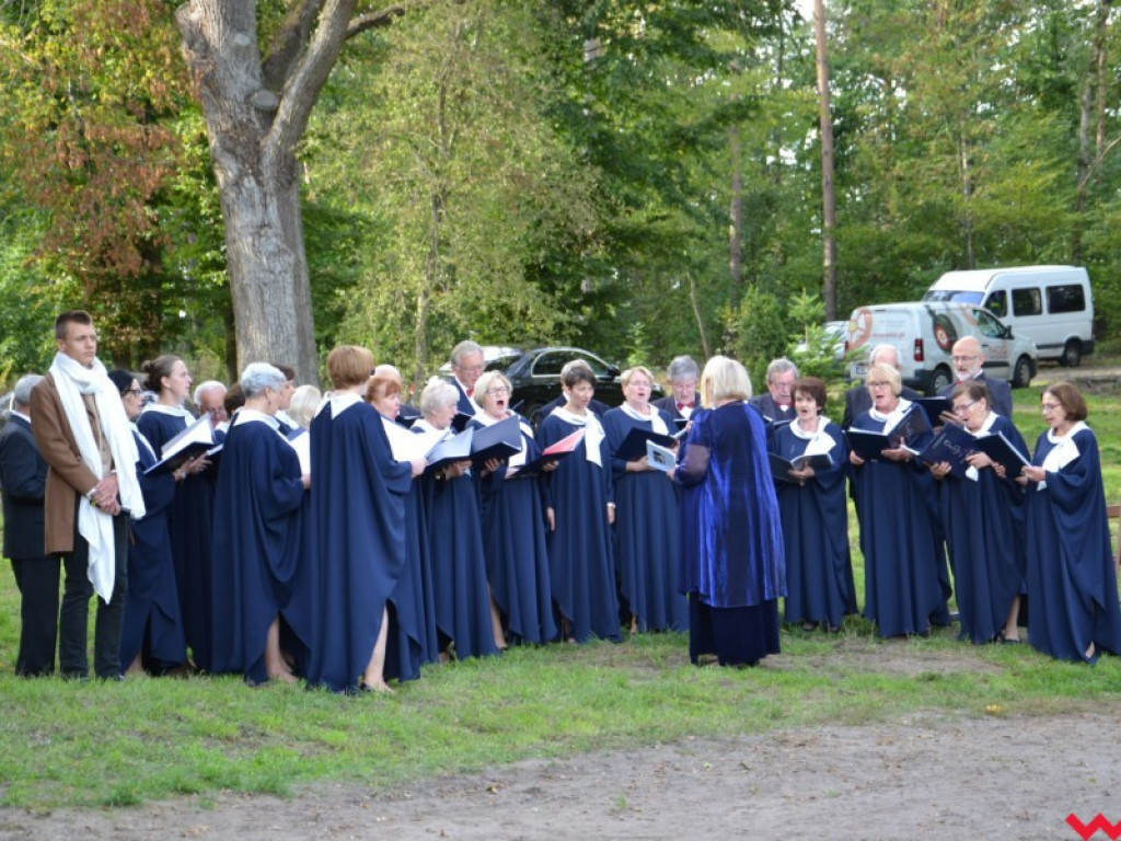 Ponownie odsłonięto pomnik Słowackiego. Krótko potem burmistrz zadziwił mieszkańców
