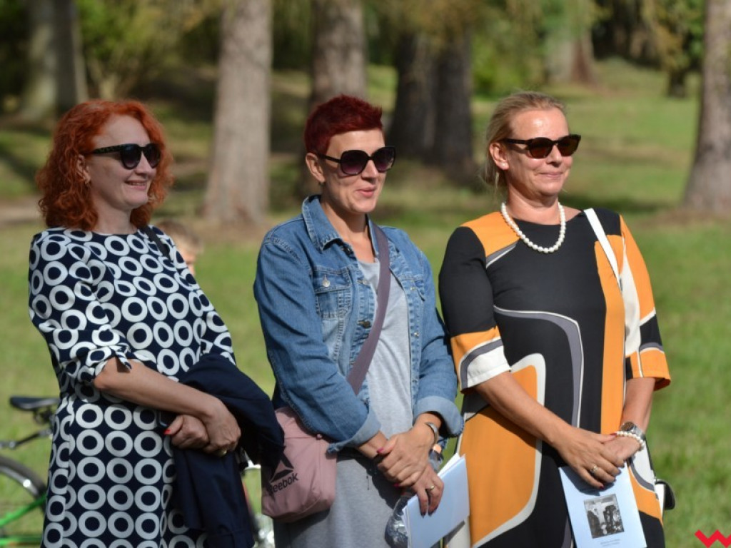 Ponownie odsłonięto pomnik Słowackiego. Krótko potem burmistrz zadziwił mieszkańców