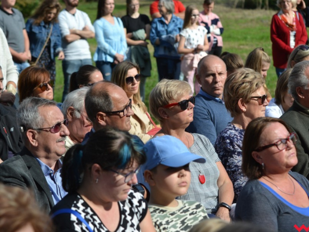 Ponownie odsłonięto pomnik Słowackiego. Krótko potem burmistrz zadziwił mieszkańców