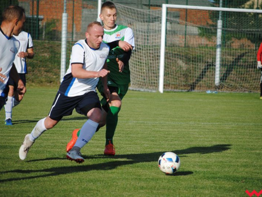 Niezłe widowisko w Pyzdrach. Warta dzieli się punktami ze swoją imienniczką z Krzymowa