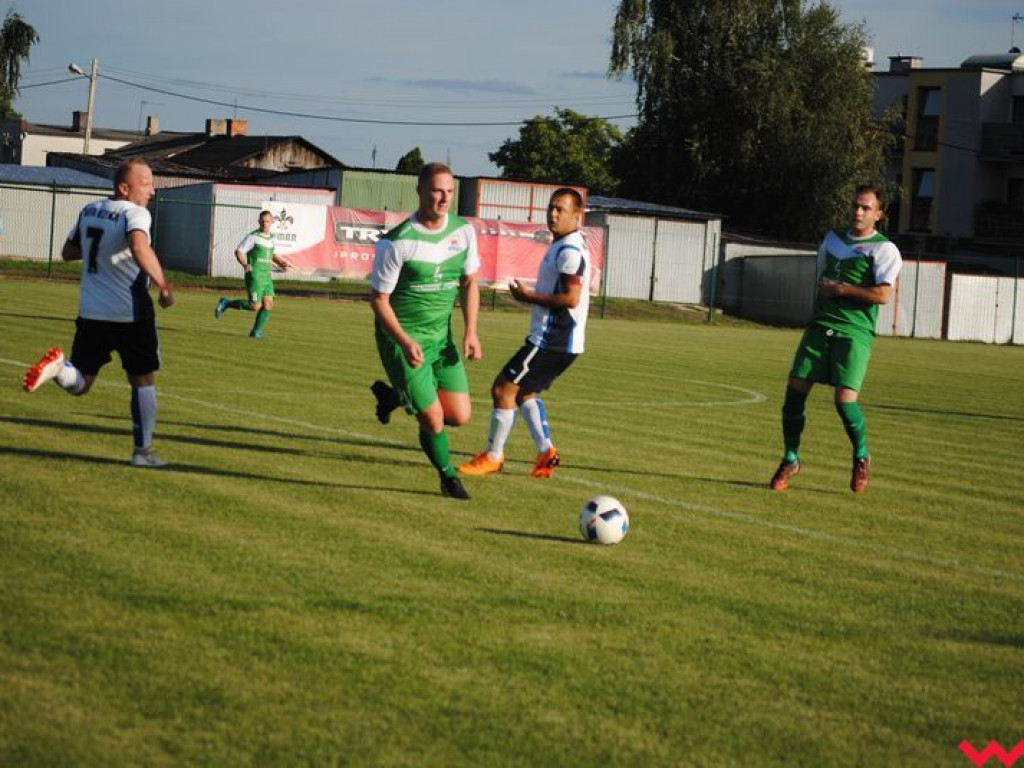 Niezłe widowisko w Pyzdrach. Warta dzieli się punktami ze swoją imienniczką z Krzymowa