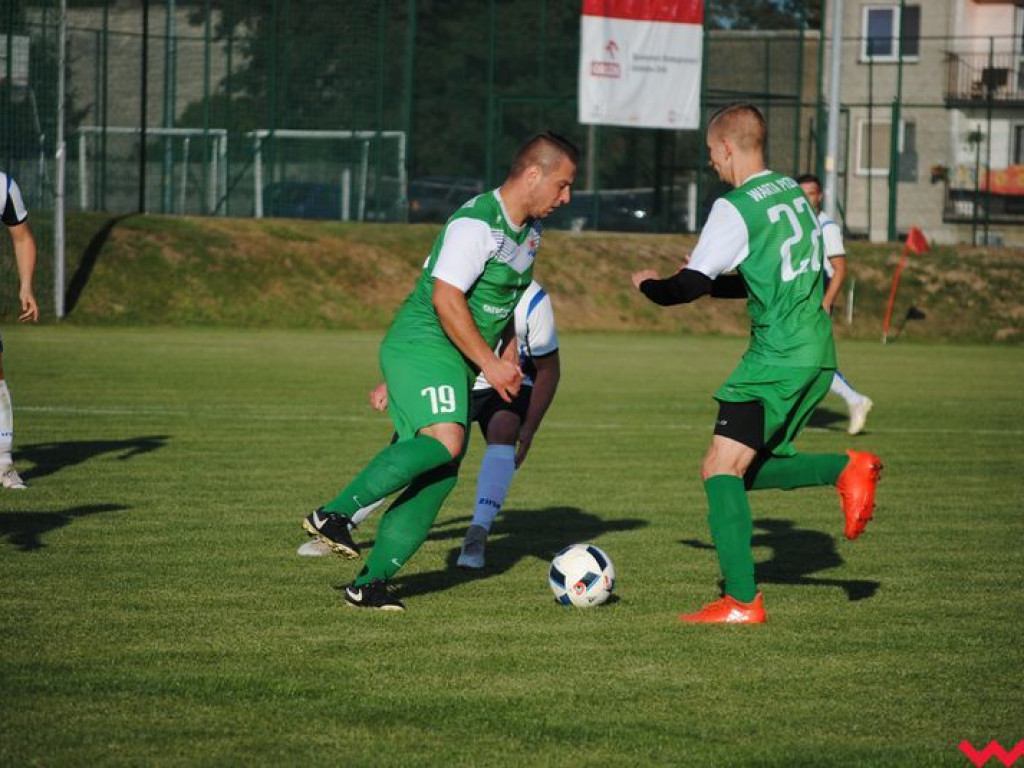 Niezłe widowisko w Pyzdrach. Warta dzieli się punktami ze swoją imienniczką z Krzymowa