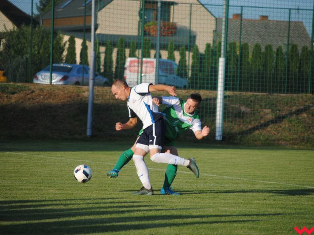 Niezłe widowisko w Pyzdrach. Warta dzieli się punktami ze swoją imienniczką z Krzymowa