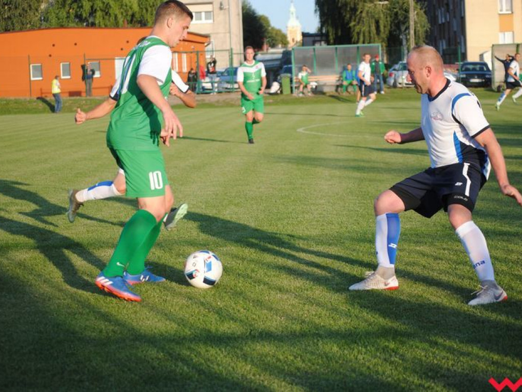 Niezłe widowisko w Pyzdrach. Warta dzieli się punktami ze swoją imienniczką z Krzymowa