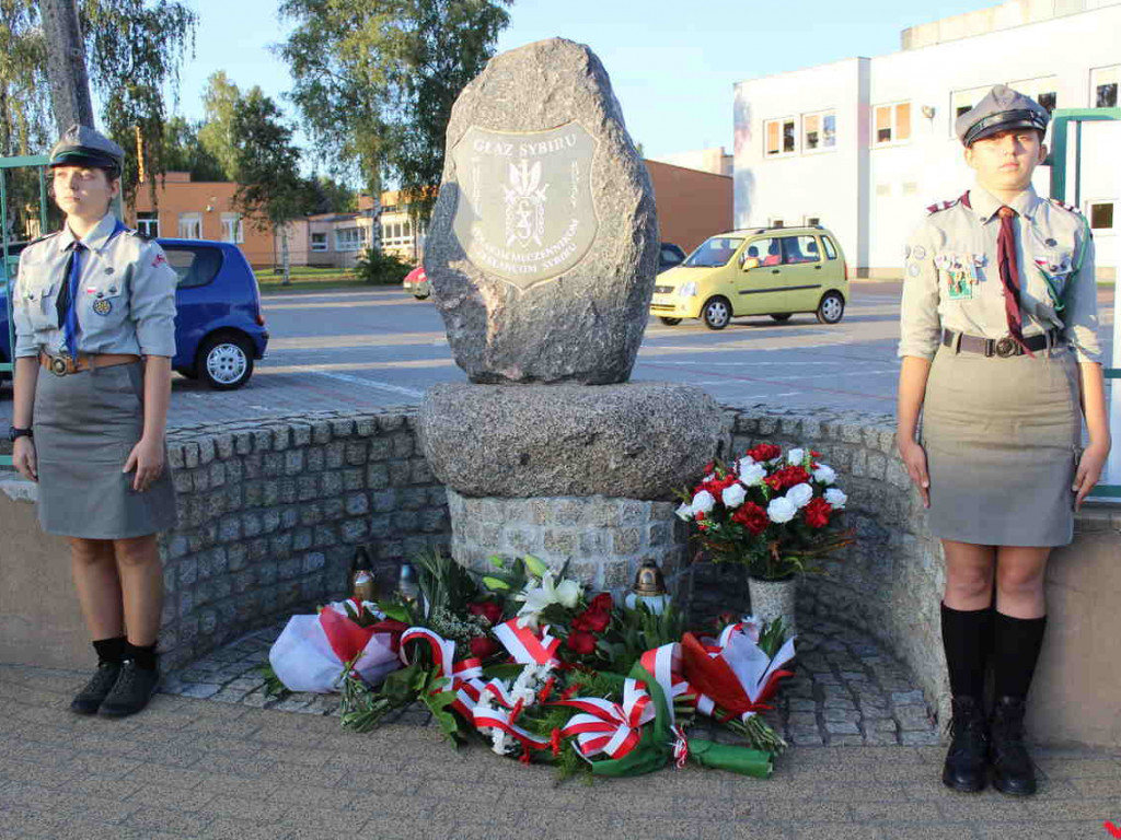 Pamięć o wojennych latach nadal trwa. Neklanie wspominali Zesłańców Sybiru