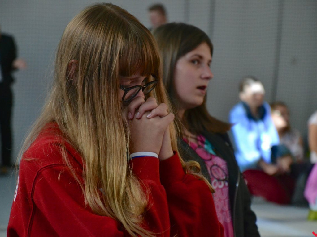 Wielkie religijne uniesienie na Spotkaniu Młodzieży „Kostka 2019” we Wrześni