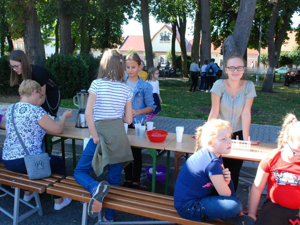 Bawili się i pomagali. Festyn parafialny w Pyzdrach.