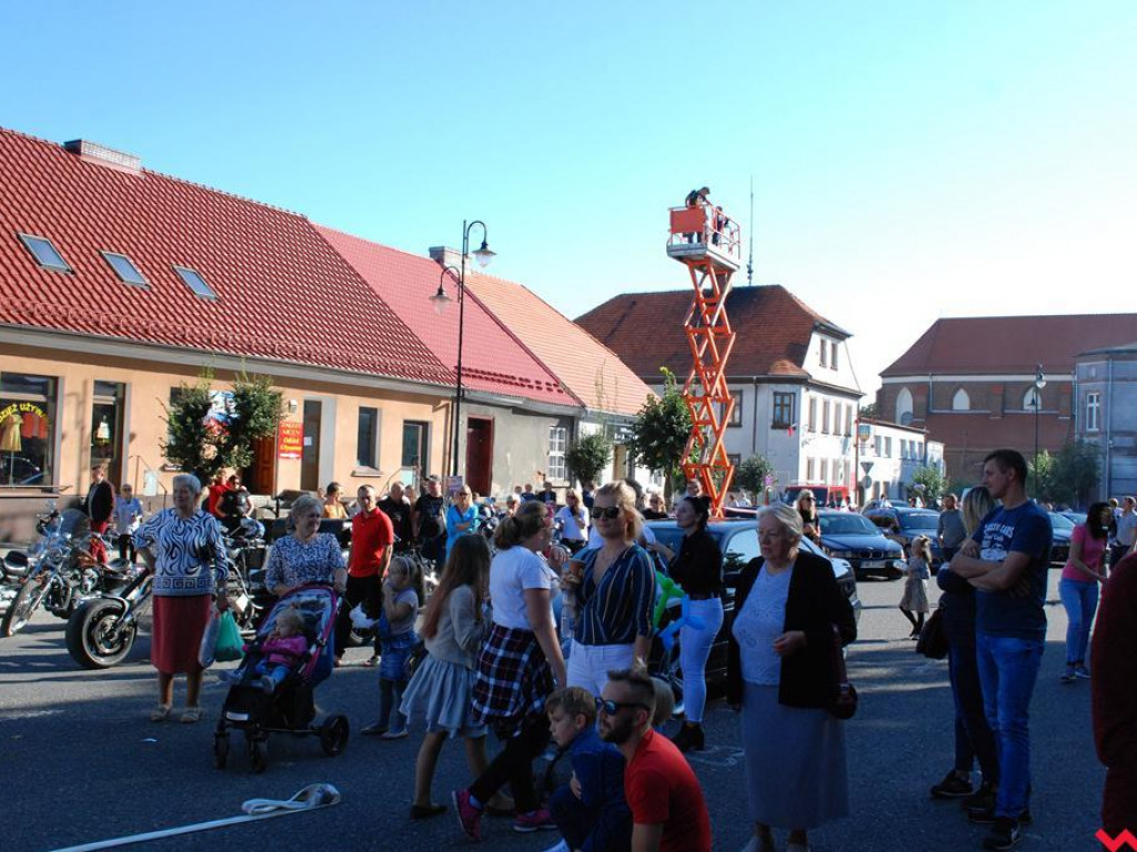 Bawili się i pomagali. Festyn parafialny w Pyzdrach.