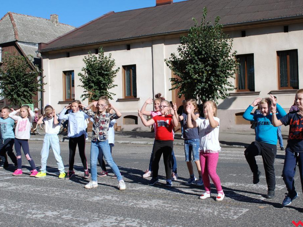 Bawili się i pomagali. Festyn parafialny w Pyzdrach.