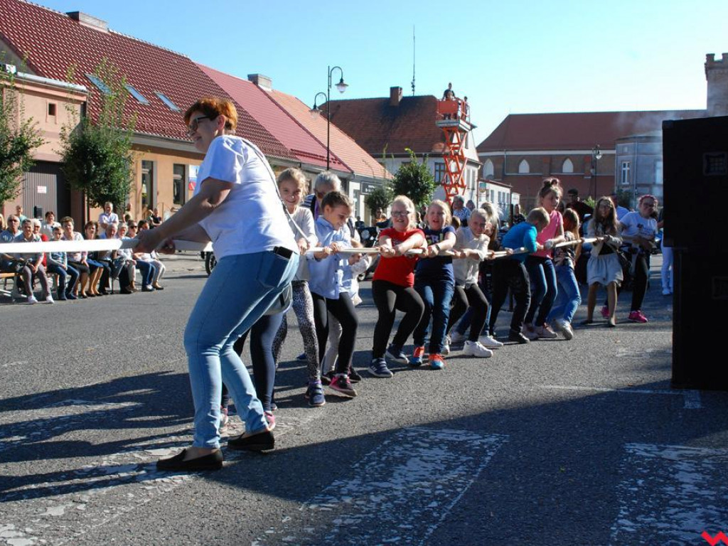 Bawili się i pomagali. Festyn parafialny w Pyzdrach.
