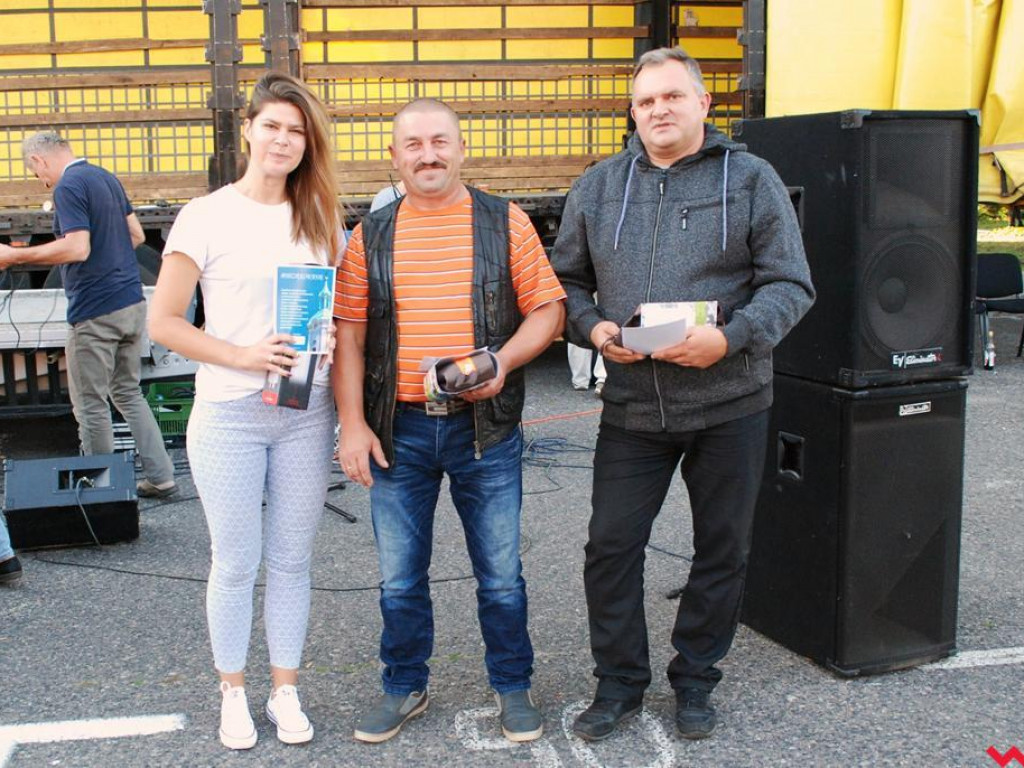 Bawili się i pomagali. Festyn parafialny w Pyzdrach.