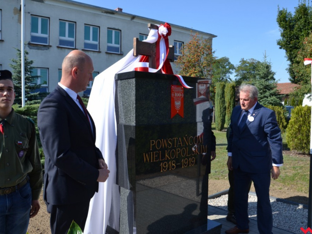 Odsłonięto pomnik ku czci Powstańców Wielkopolskich