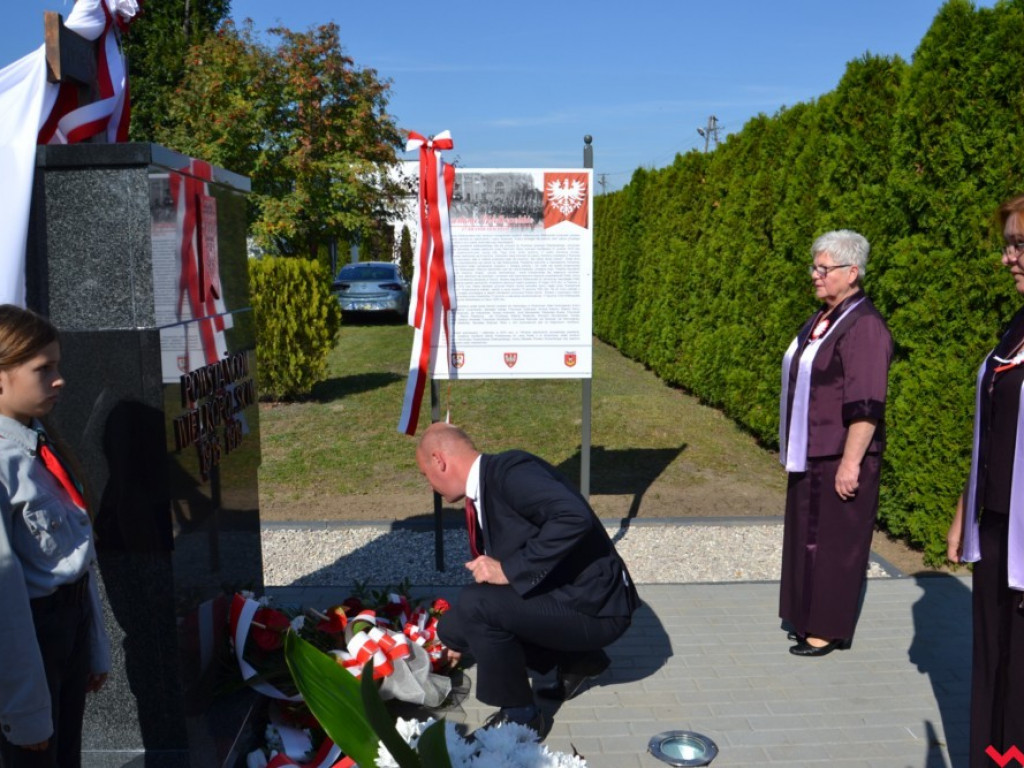 Odsłonięto pomnik ku czci Powstańców Wielkopolskich