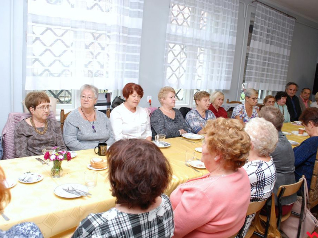 Życzenia, podziękowania i łzy wzruszenia. Przewodnicząca pyzdrskiego koła emerytów rezygnuje ze stanowiska