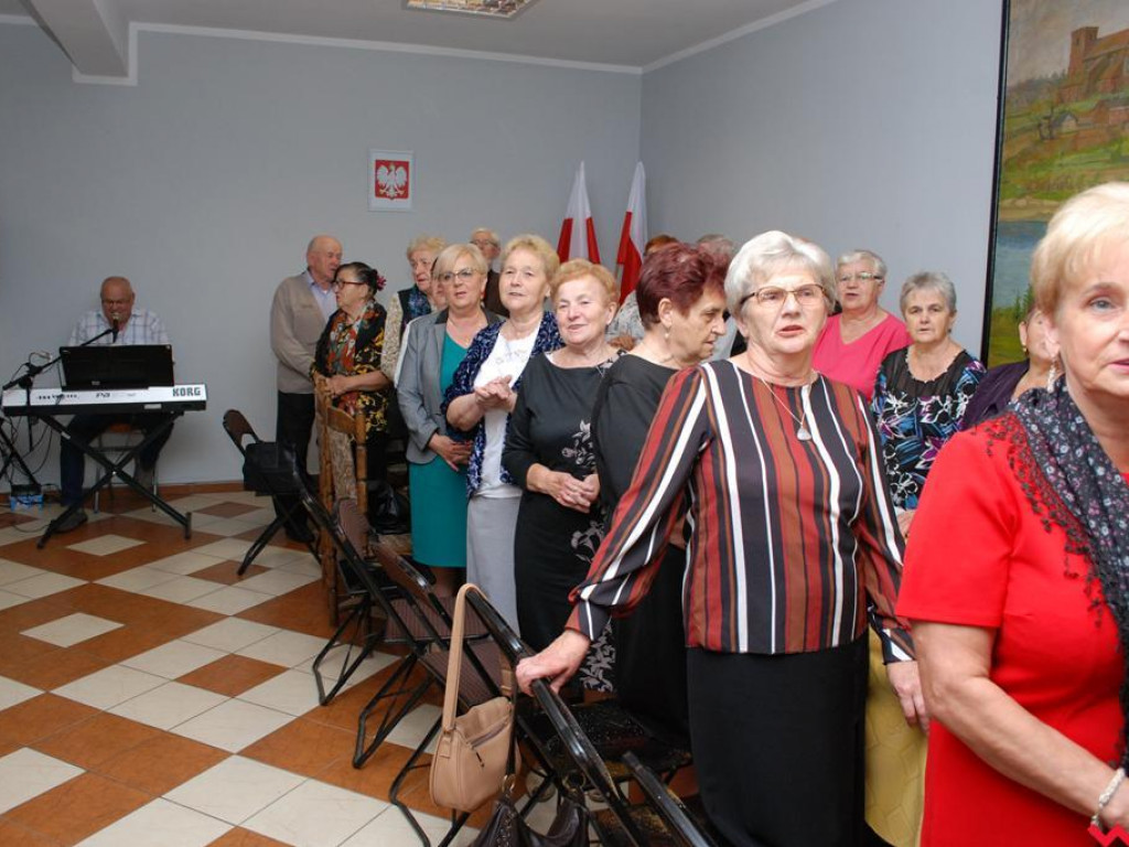 Życzenia, podziękowania i łzy wzruszenia. Przewodnicząca pyzdrskiego koła emerytów rezygnuje ze stanowiska