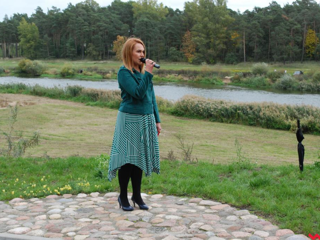 Ławeczka poświęcona Stefanowi Korbońskiemu odsłonięta w Pyzdrach
