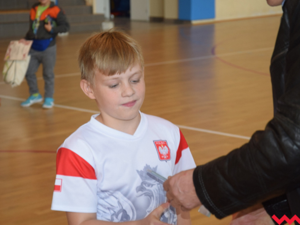 Horyzont Kołaczkowo zwycięża w mistrzostwach domów dziecka w unihokeju