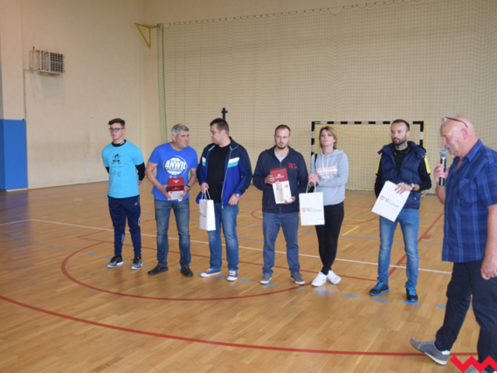 Horyzont Kołaczkowo zwycięża w mistrzostwach domów dziecka w unihokeju