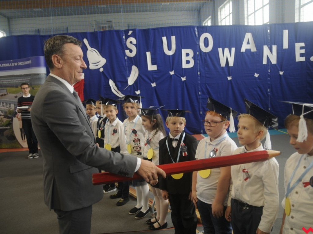 Ślubowanie pierwszaków w Orzechowie. Zobacz zdjęcia
