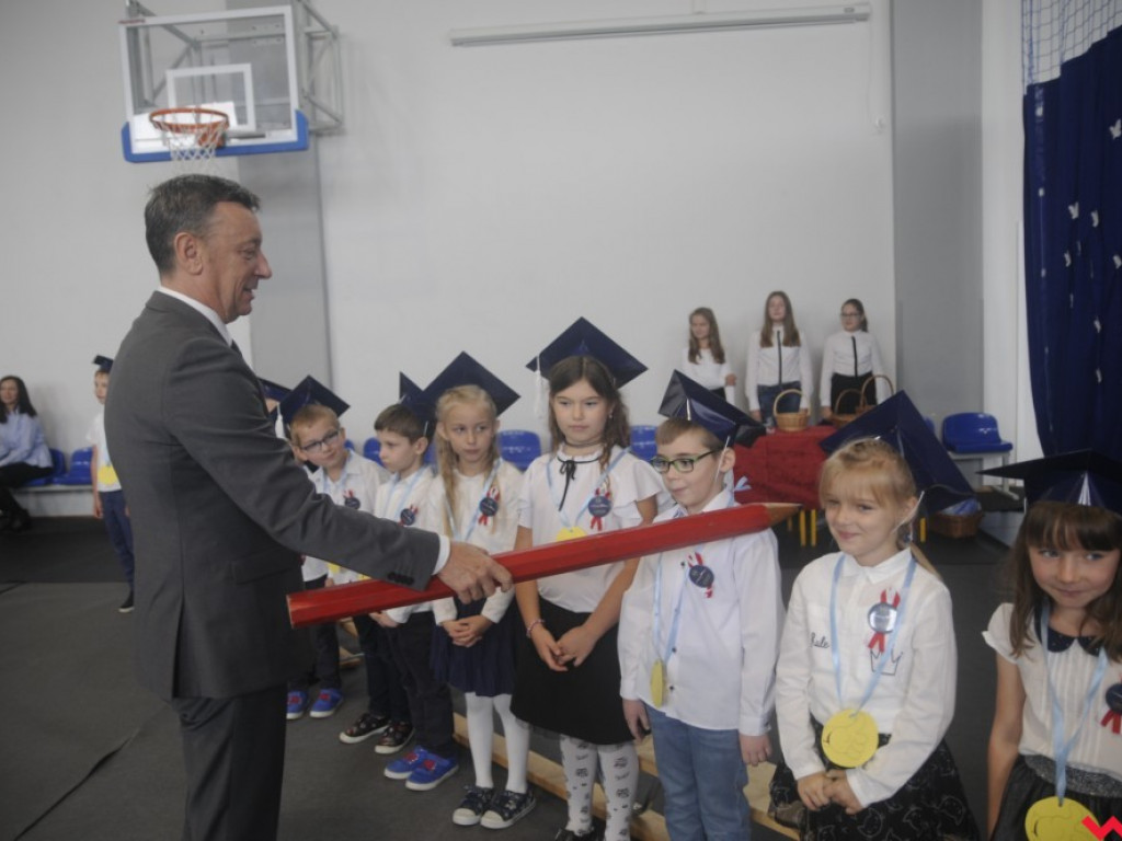 Ślubowanie pierwszaków w Orzechowie. Zobacz zdjęcia