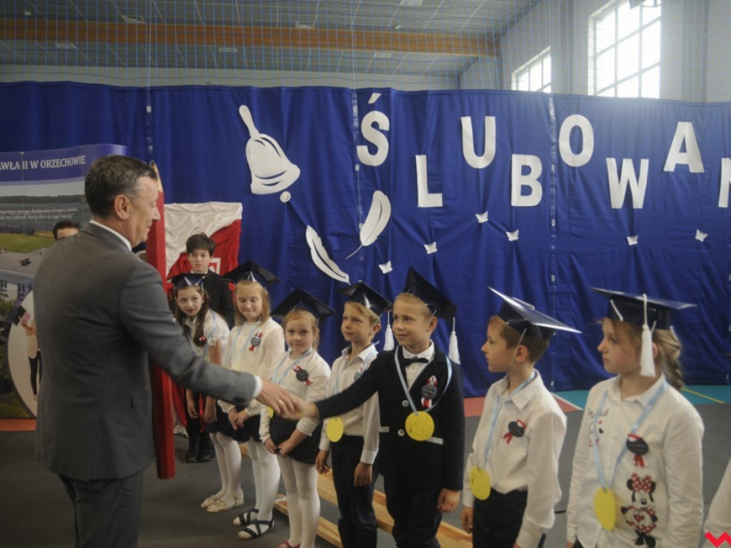 Ślubowanie pierwszaków w Orzechowie. Zobacz zdjęcia