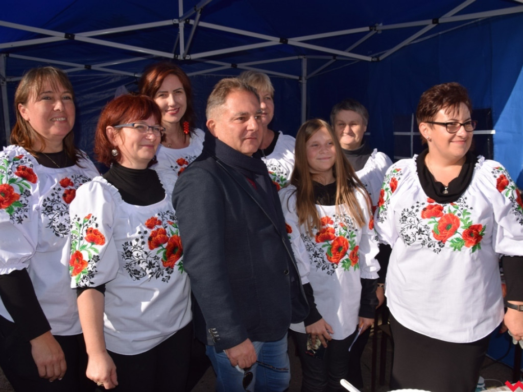Skarby ze spiżarni gospodyń i patelnia mistrza, czyli pierwsze Powiatowe Święto Smaków