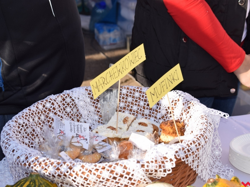 Skarby ze spiżarni gospodyń i patelnia mistrza, czyli pierwsze Powiatowe Święto Smaków